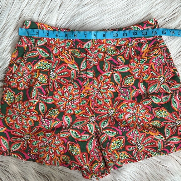 J Crew Linen Blend Floral Shorts Pink Red Green Women’s Size 2 - Picture 3 of 7